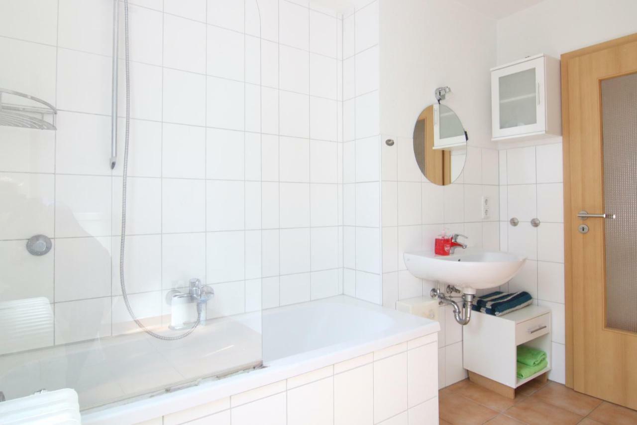 Apartmondo Ferienwohnungen וופרטל מראה חיצוני תמונה